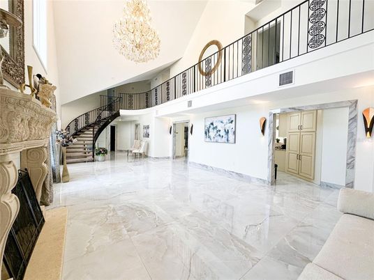 Chandelier, Interior, Marble