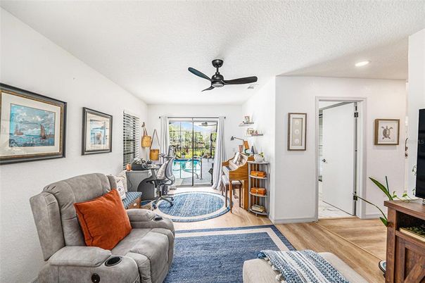Interior, Living room, Recessed Lighting, Wood Texture Flooring