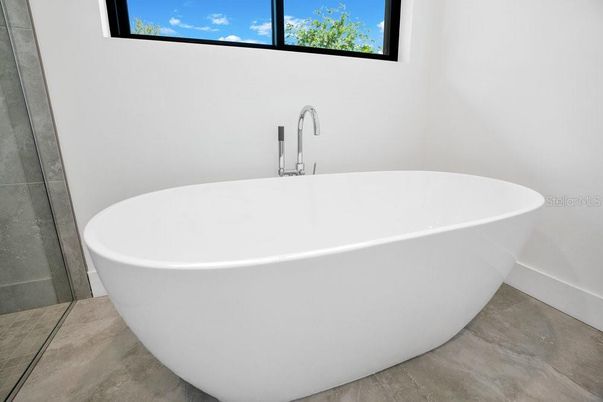 Bathroom, Free Standing Baths, Glass Shower, Interior