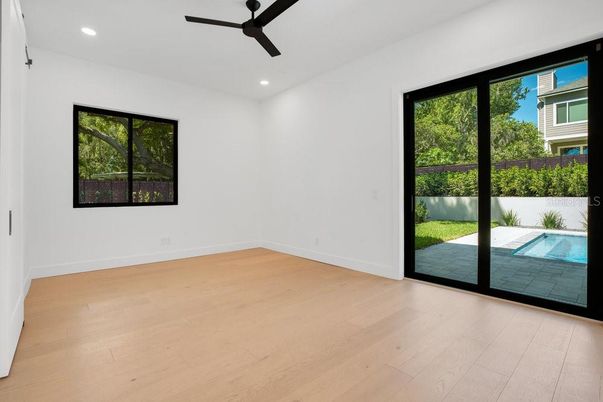 Empty room, Interior, Recessed Lighting, Wood Texture Flooring