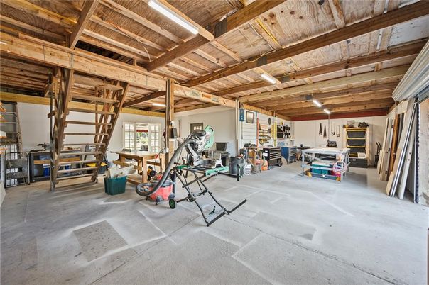 Garage, Interior, Wooden Beams, Wooden Ceilings