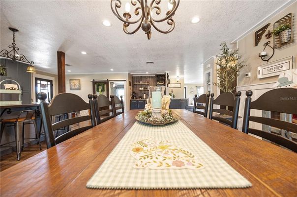 Dining room, Interior, Pendant Lights, Recessed Lighting