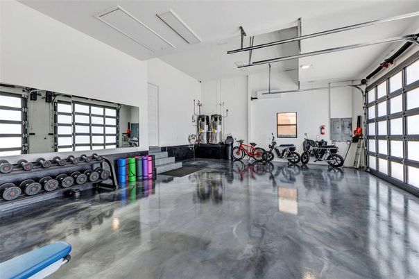 Fitness Equipment, Garage, Interior