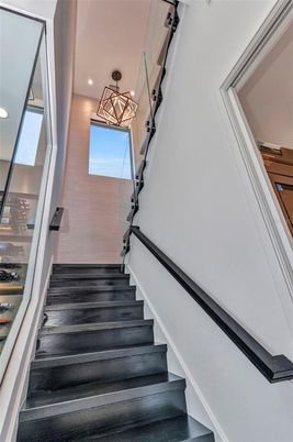 Interior, Pendant Lights, Recessed Lighting, Wood Texture Flooring