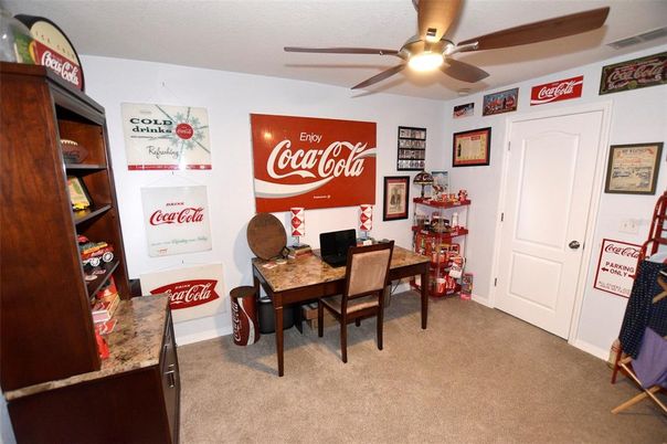 Dining room, Interior