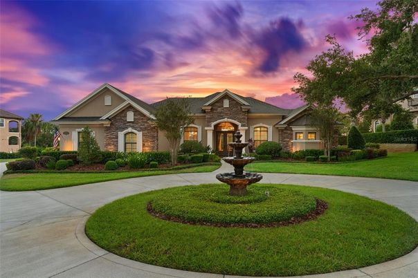 Backyard, Exterior, Facade, Brick Facade, Brick Traditional