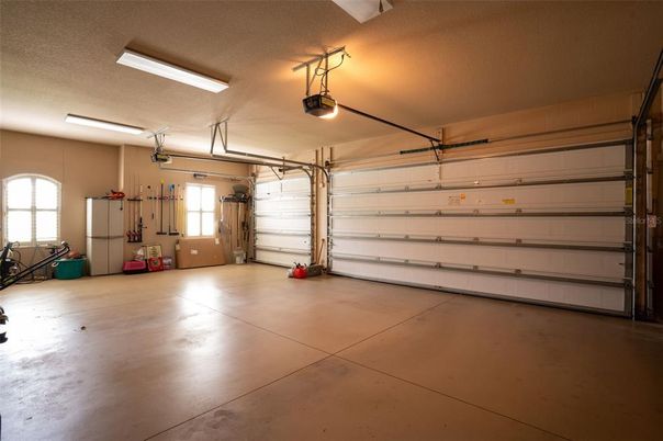 Garage, Interior