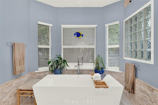 Bathroom, Free Standing Baths, Interior