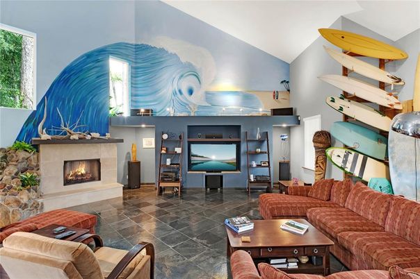 Fireplace, Interior, Living room