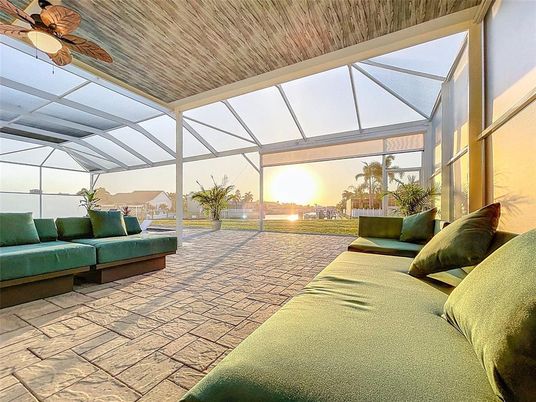 Glass Ceilings, Interior, Sun Room