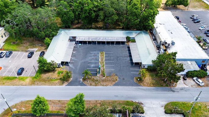 Exterior, Drone