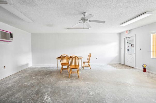 Dining room, Empty room, Interior