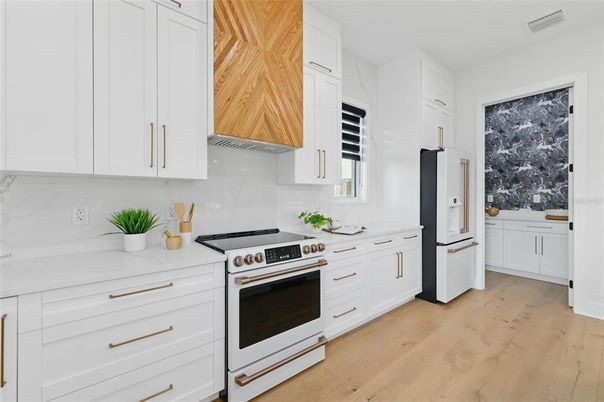 Interior, Kitchen, Stainless Steel Appliances, Wood Texture Flooring