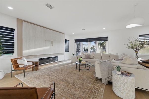 Fireplace, Interior, Living room, Pendant Lights, Recessed Lighting, Wood Texture Flooring