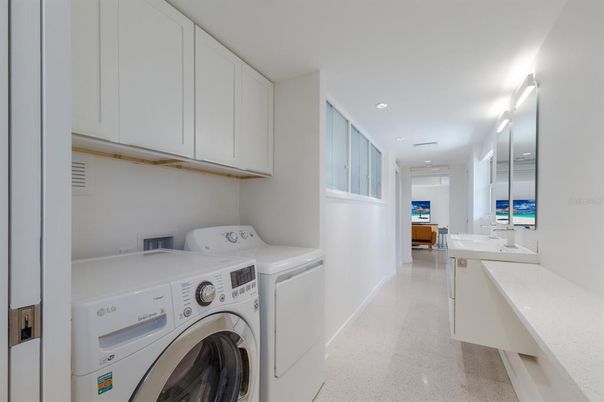 Interior, Recessed Lighting, Washer