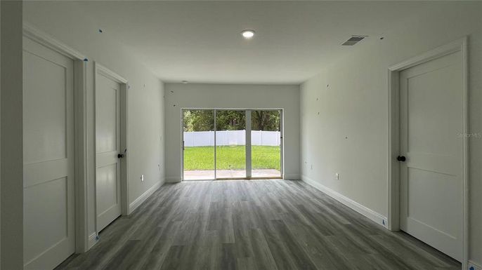 Empty room, Interior, Recessed Lighting, Wood Texture Flooring