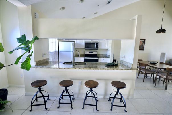 Dining room, Interior, Kitchen, Pendant Lights, Recessed Lighting, Stainless Steel Appliances