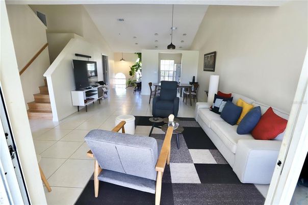 Dining room, Interior, Living room, Pendant Lights