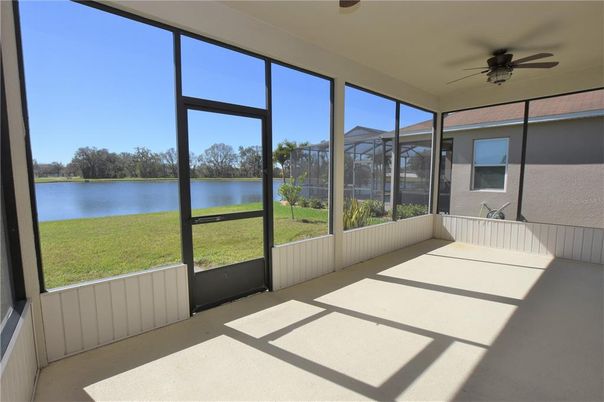 Interior, Sun Room, Water