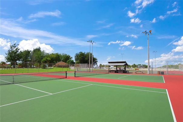 Exterior, Tennis Courts