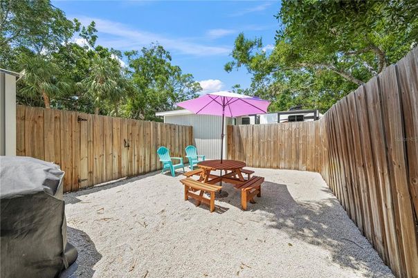 Backyard, Exterior