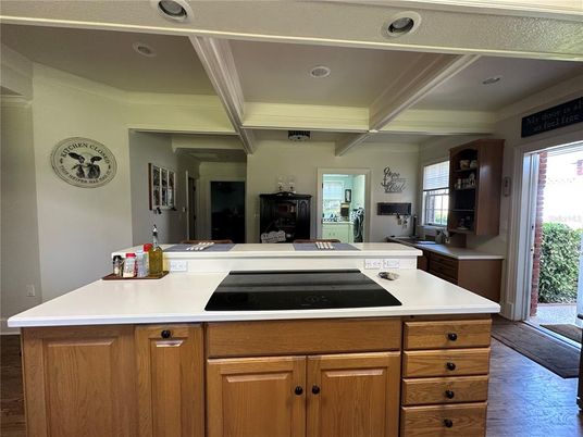Interior, Kitchen, Recessed Lighting, Wood Texture Flooring