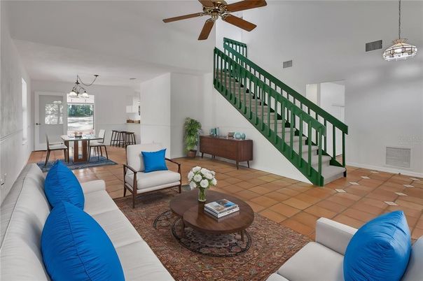 Dining room, Interior, Living room, Pendant Lights
