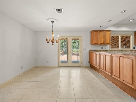 Chandelier, Interior, Kitchen, Recessed Lighting