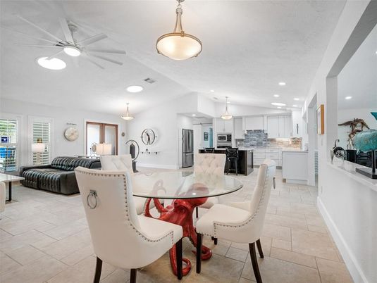 Dining room, Interior, Kitchen, Living room, Pendant Lights, Recessed Lighting