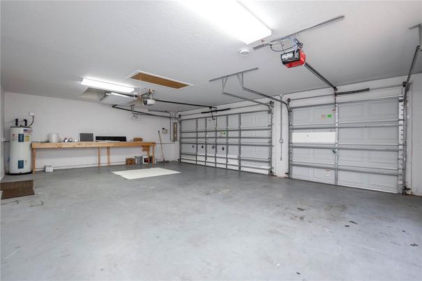 Garage, Interior