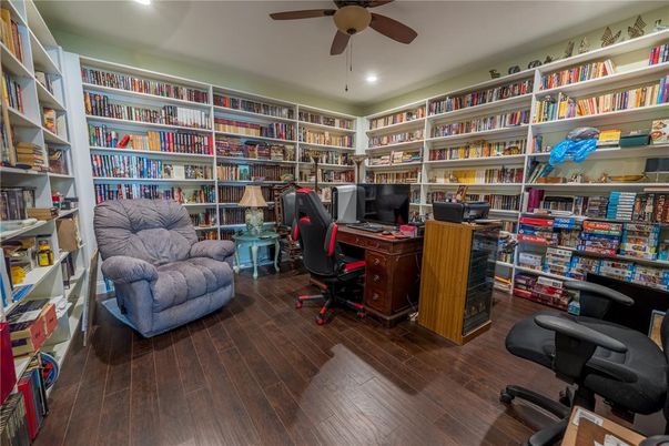 Home Office, Interior, Recessed Lighting, Wood Texture Flooring