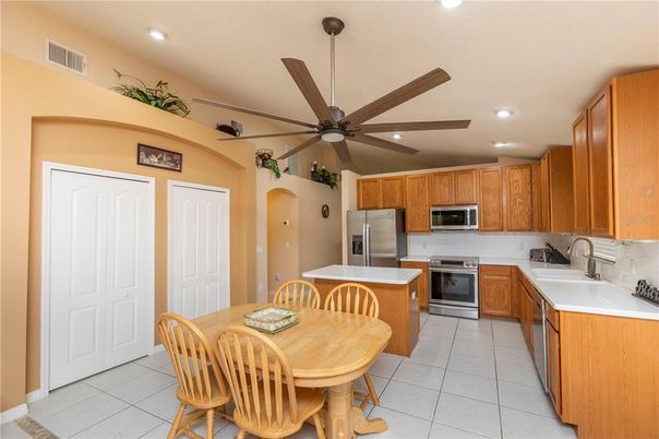 Dining room, Interior, Kitchen, Recessed Lighting, Stainless Steel Appliances