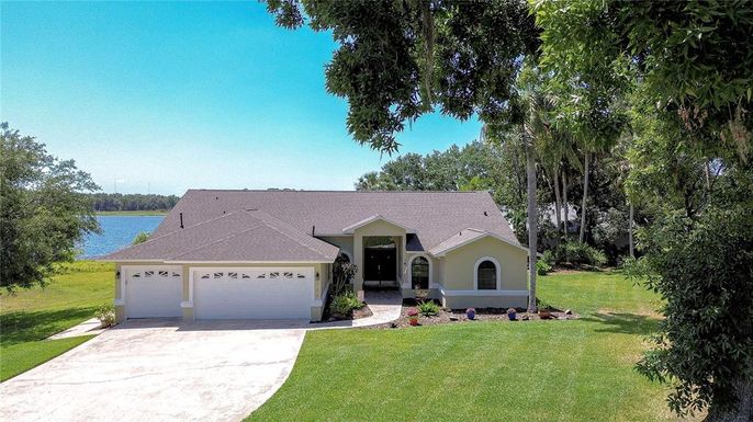 Attached, Backyard, Exterior, Facade, Water, Ranch