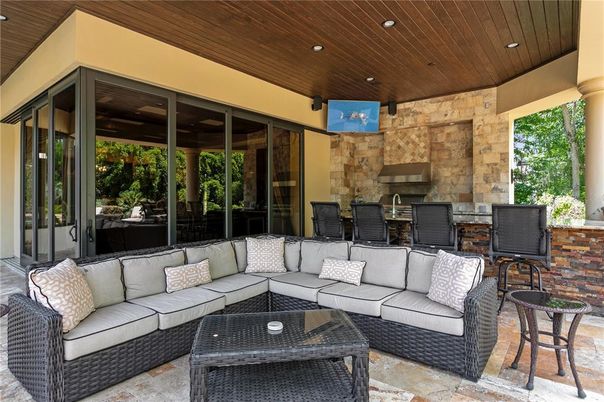 Exterior, Fireplace