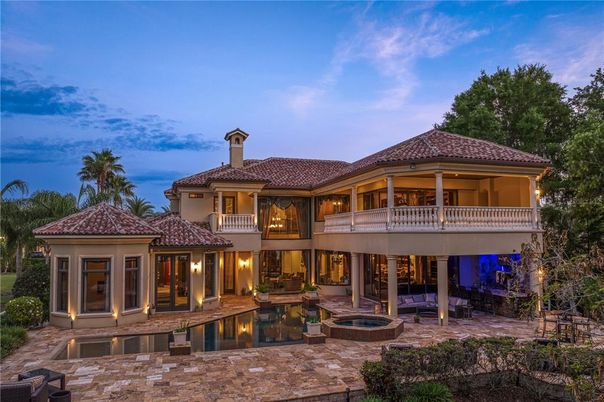 Exterior, Facade, Pool, Mediterranean