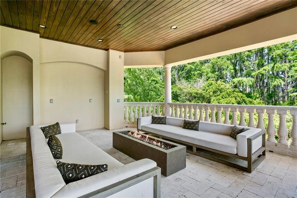Exterior, Recessed Lighting