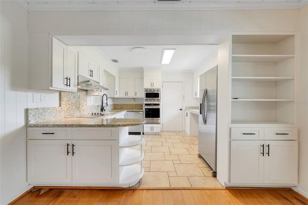 Interior, Kitchen, Stainless Steel Appliances, Wood Texture Flooring