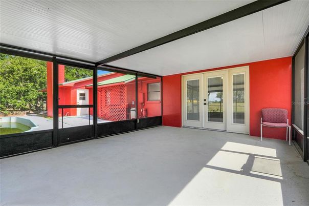 Empty room, Interior, Sun Room