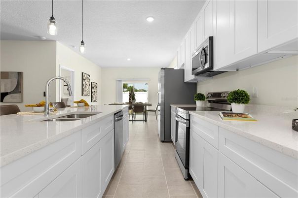 Dining room, Interior, Kitchen, Pendant Lights, Recessed Lighting, Stainless Steel Appliances