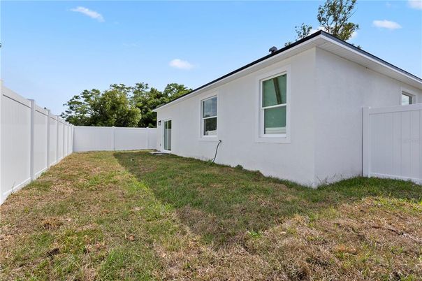 Backyard, Exterior
