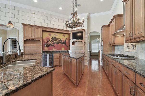 Chandelier, Interior, Kitchen, Pendant Lights, Recessed Lighting, Wood Texture Flooring