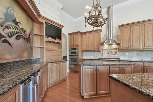 Chandelier, Interior, Kitchen, Recessed Lighting, Stainless Steel Appliances, Wood Texture Flooring