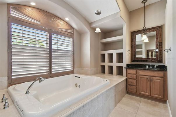 Bathroom, Interior, Pendant Lights, Recessed Lighting