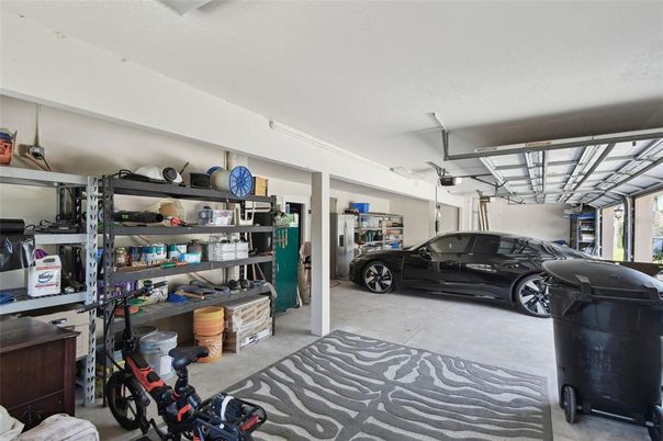 Garage, Interior