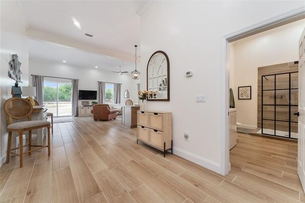 Interior, Living room, Pendant Lights, Recessed Lighting, Wood Texture Flooring