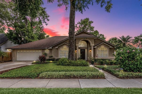 Attached, Exterior, Facade, Ranch