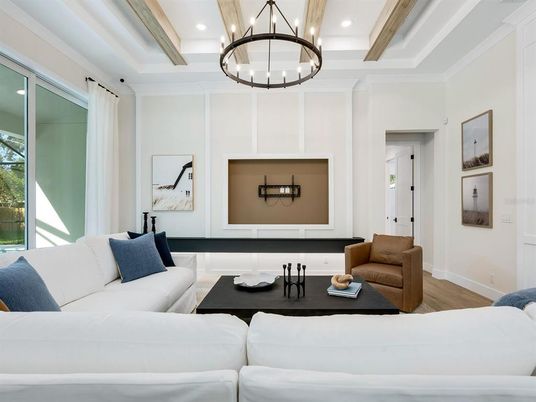 Interior, Living room, Pendant Lights, Recessed Lighting, Wood Texture Flooring