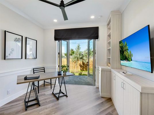Home Office, Interior, Recessed Lighting, Wood Texture Flooring