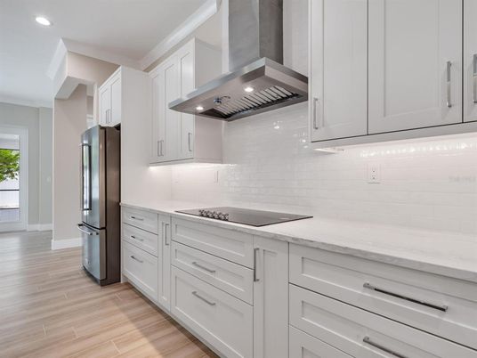 Interior, Kitchen, Recessed Lighting, Wood Texture Flooring