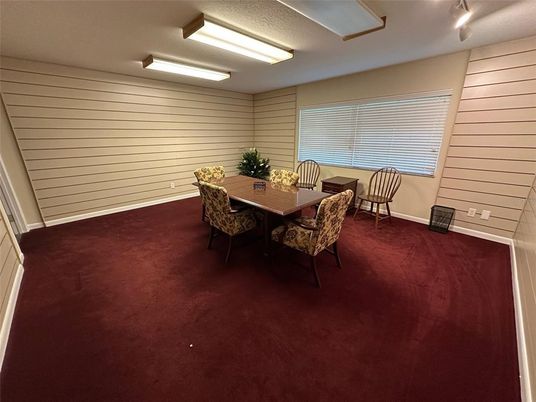 Dining room, Interior